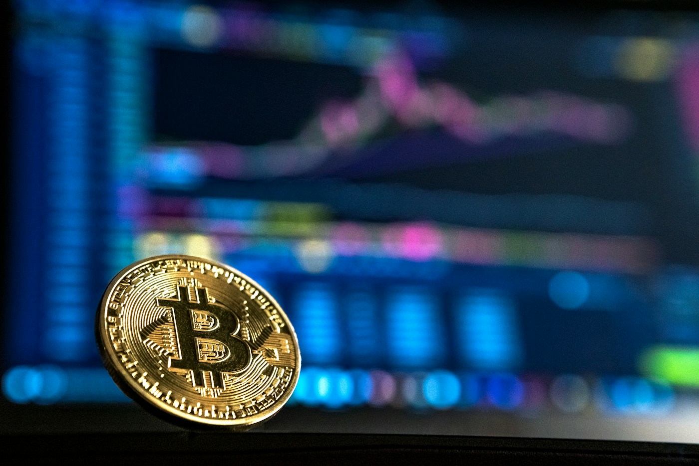 Crypto Market Brief: 12 กันยายน 2026 — BTC $77,185 | Fear & Greed 63